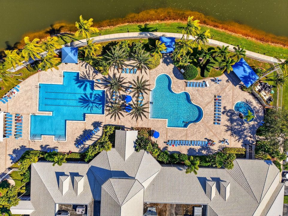 For Sale: $495,000 (3 beds, 2 baths, 1617 Square Feet)