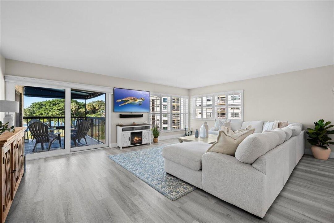 На продажу: $785,000 (3 спален, 2 ванн, 1978 Квадратных фут)