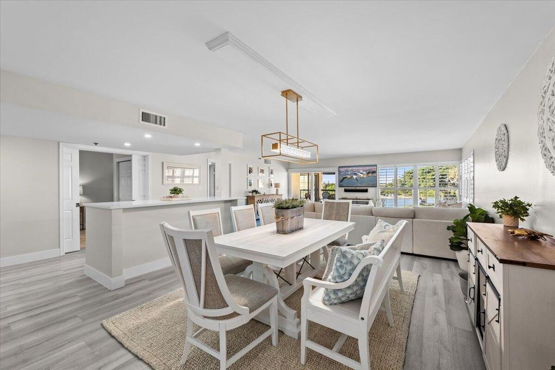 На продажу: $785,000 (3 спален, 2 ванн, 1978 Квадратных фут)