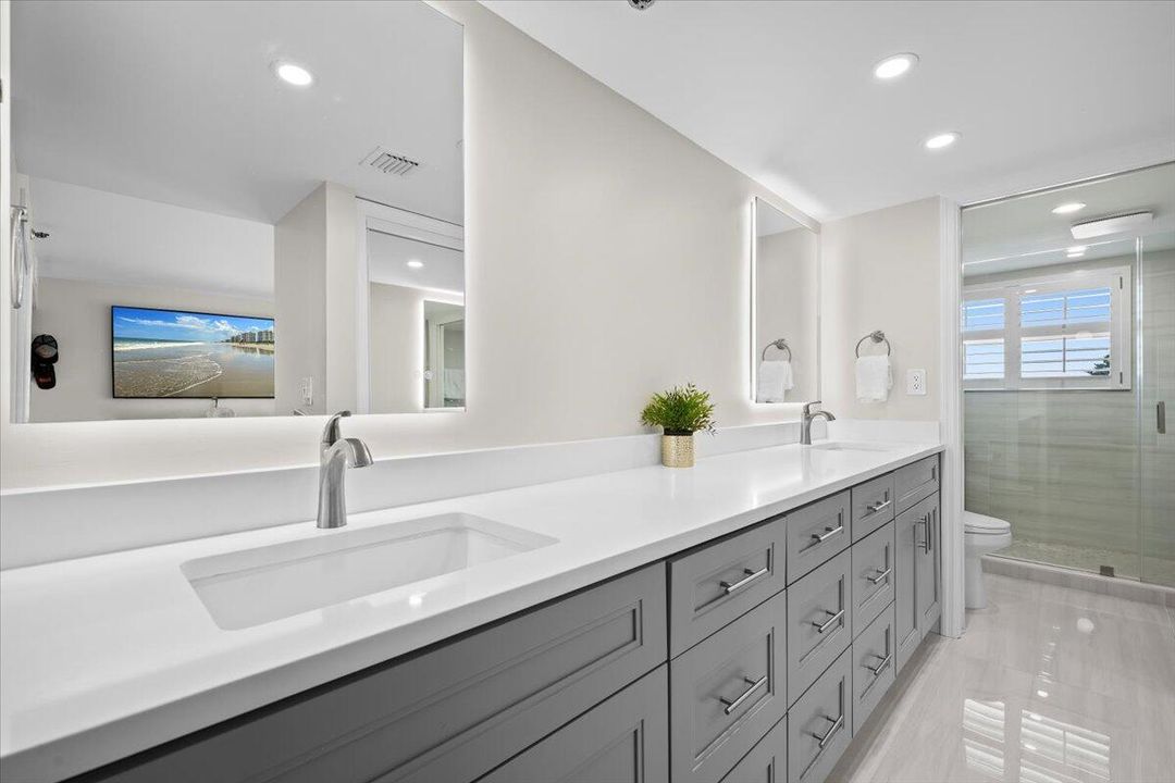 На продажу: $785,000 (3 спален, 2 ванн, 1978 Квадратных фут)