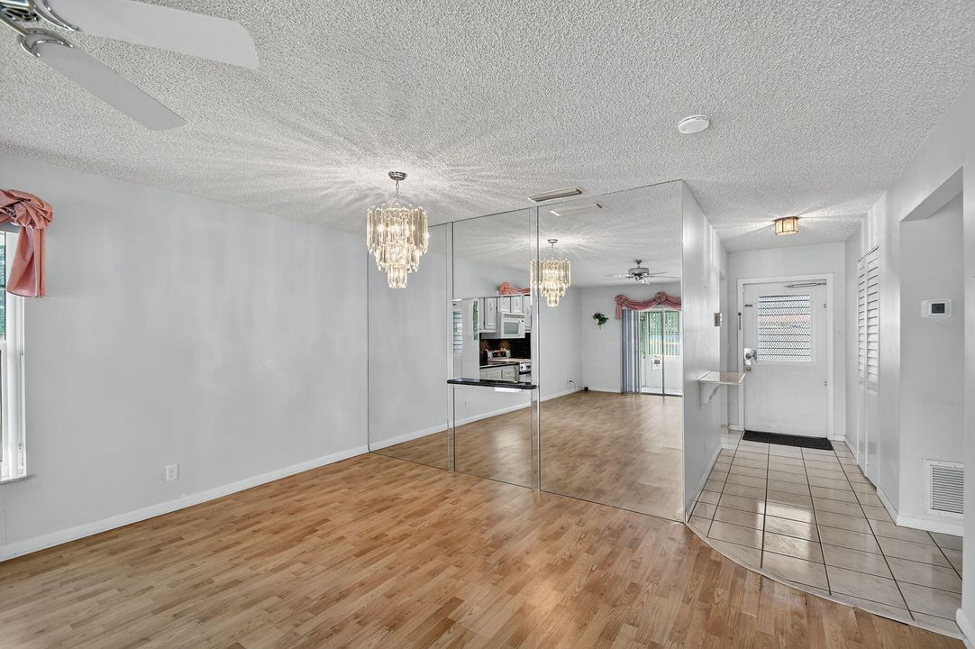 En Venta: $132,500 (2 camas, 2 baños, 1088 Pies cuadrados)