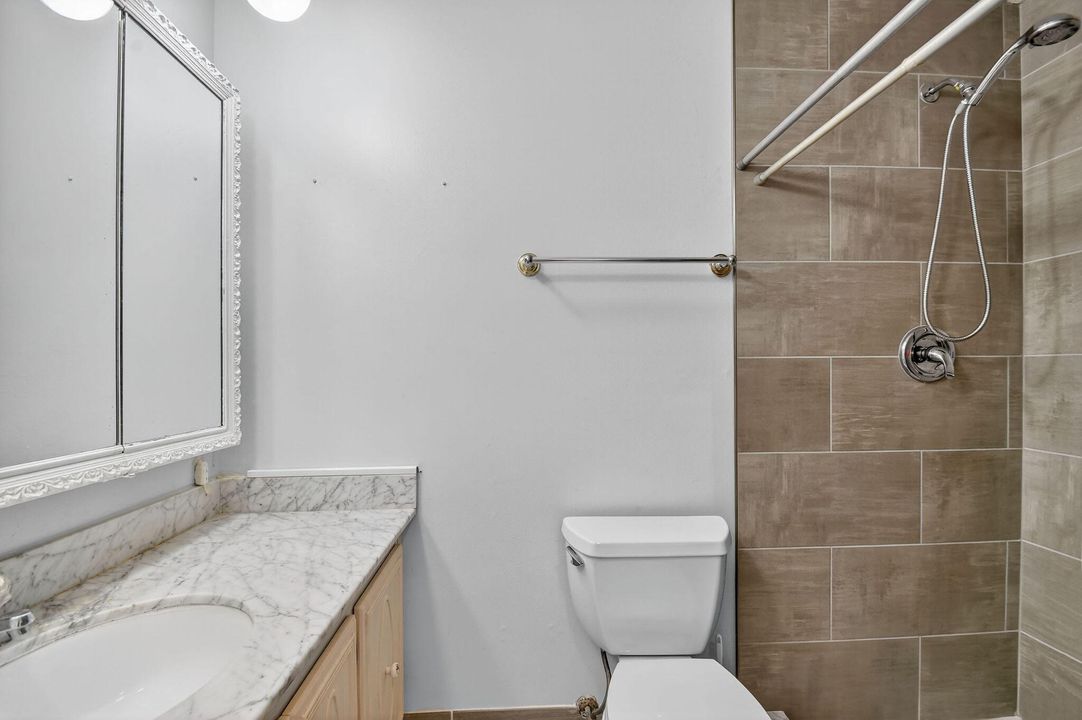 En Venta: $132,500 (2 camas, 2 baños, 1088 Pies cuadrados)