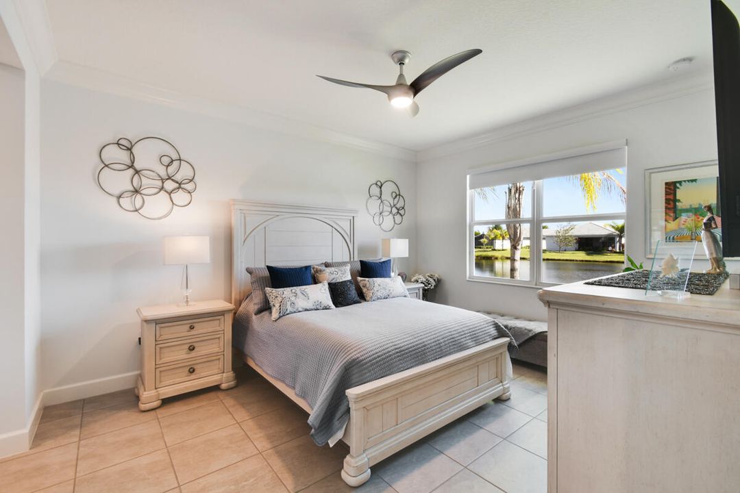 合同活跃: $439,900 (2 贝兹, 2 浴室, 1508 平方英尺)