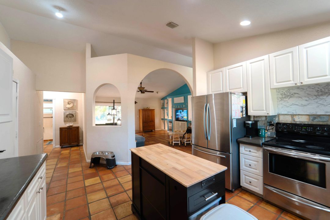 Active With Contract: $599,000 (3 beds, 2 baths, 2050 Square Feet)