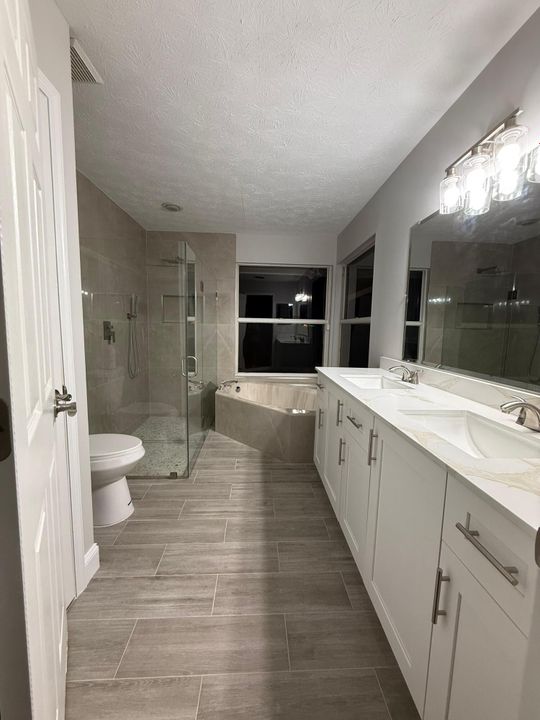 For Sale: $475,000 (4 beds, 2 baths, 1914 Square Feet)