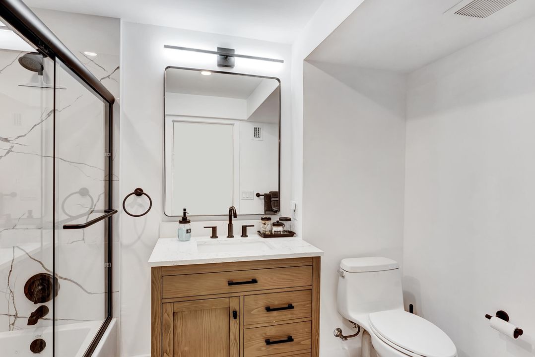 В аренду: $4,500 (3 спален, 2 ванн, 1107 Квадратных фут)