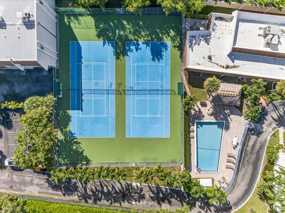 На продажу: $569,000 (3 спален, 3 ванн, 2168 Квадратных фут)