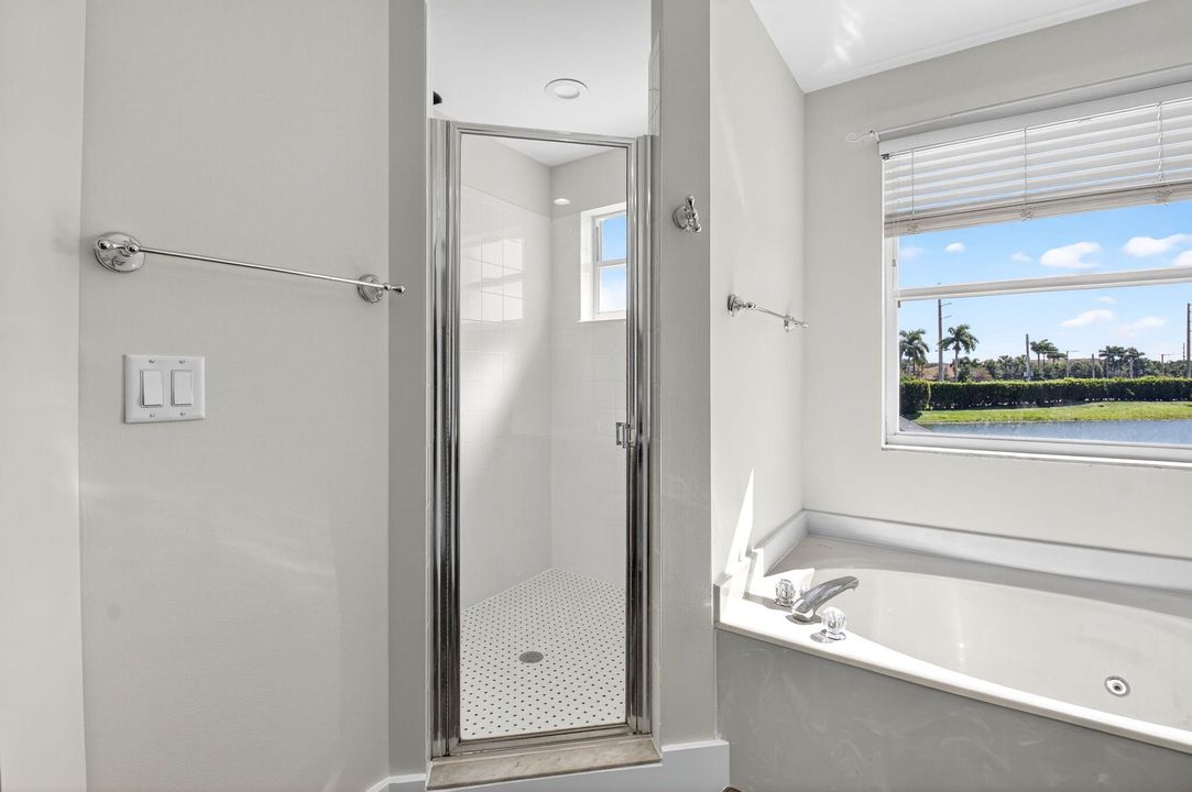 For Rent: $4,800 (4 beds, 3 baths, 2246 Square Feet)