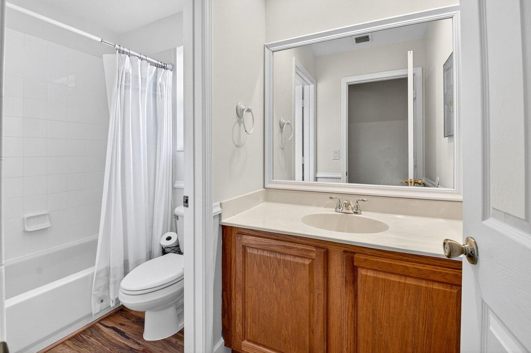 For Rent: $4,800 (4 beds, 3 baths, 2246 Square Feet)