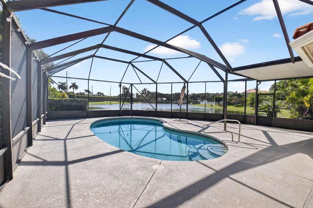 For Rent: $4,800 (4 beds, 3 baths, 2246 Square Feet)