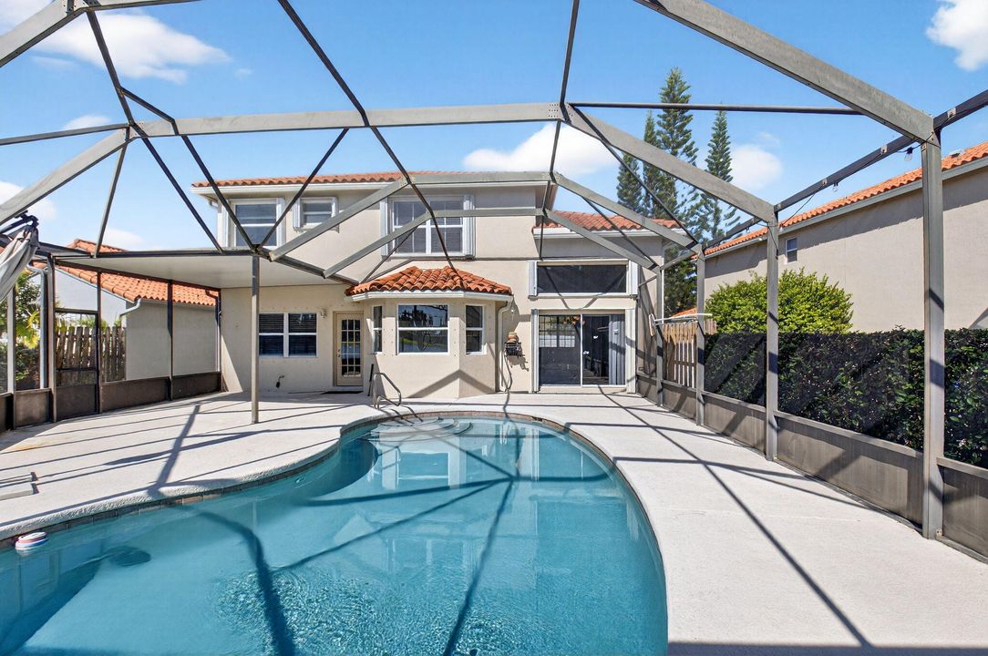 For Rent: $4,800 (4 beds, 3 baths, 2246 Square Feet)