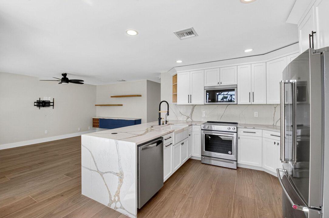 For Rent: $4,800 (4 beds, 3 baths, 2246 Square Feet)