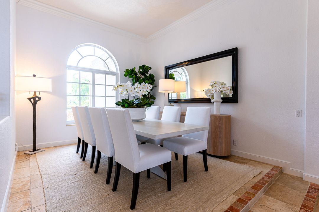 For Sale: $2,385,000 (5 beds, 4 baths, 4176 Square Feet)