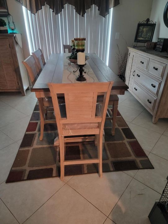 待售: $556,900 (3 贝兹, 2 浴室, 1400 平方英尺)