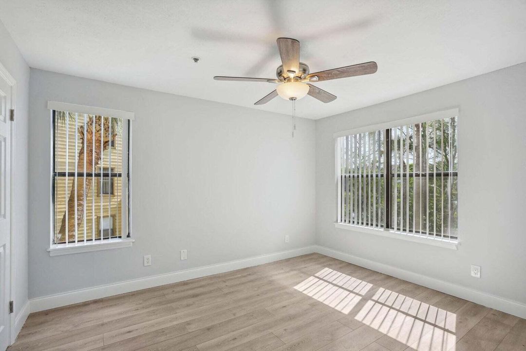 For Rent: $2,000 (2 beds, 1 baths, 758 Square Feet)