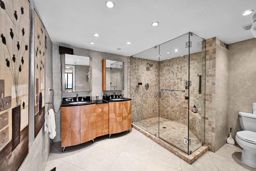 For Rent: $8,000 (2 beds, 2 baths, 1417 Square Feet)