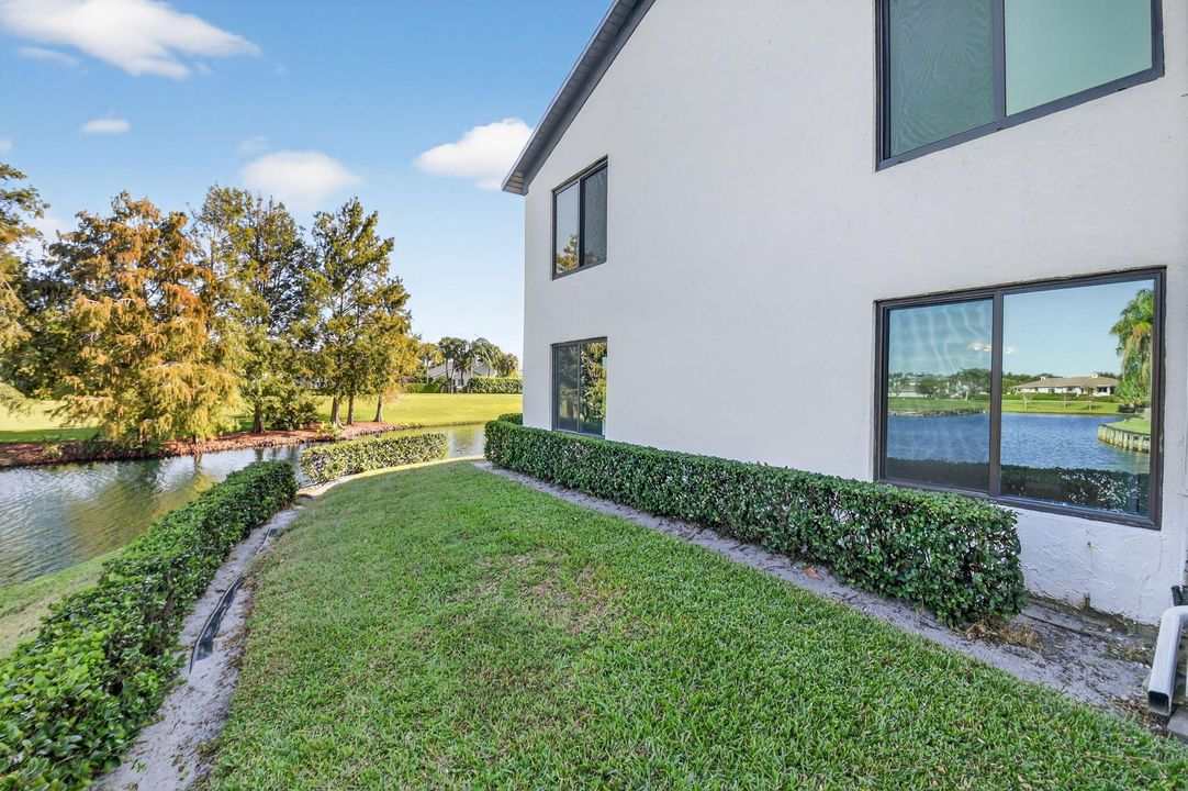 En Venta: $649,000 (3 camas, 2 baños, 1864 Pies cuadrados)