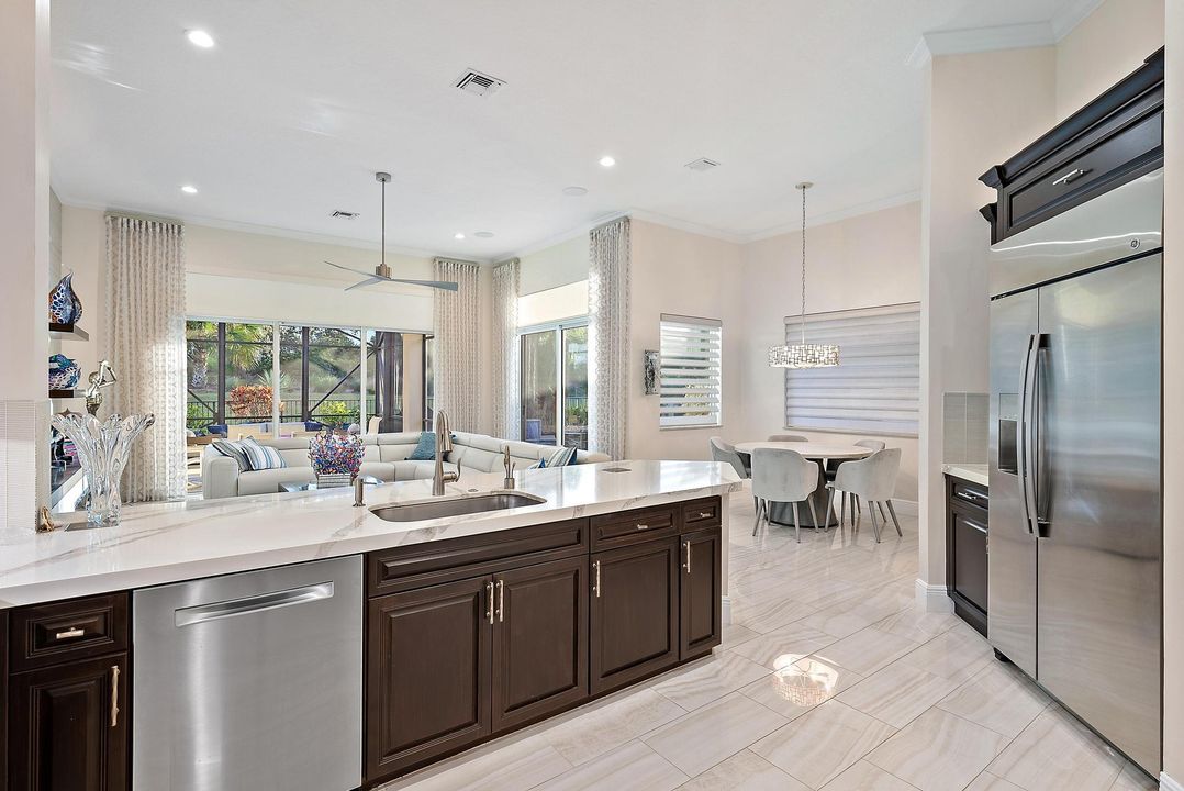 На продажу: $1,795,000 (3 спален, 3 ванн, 3248 Квадратных фут)