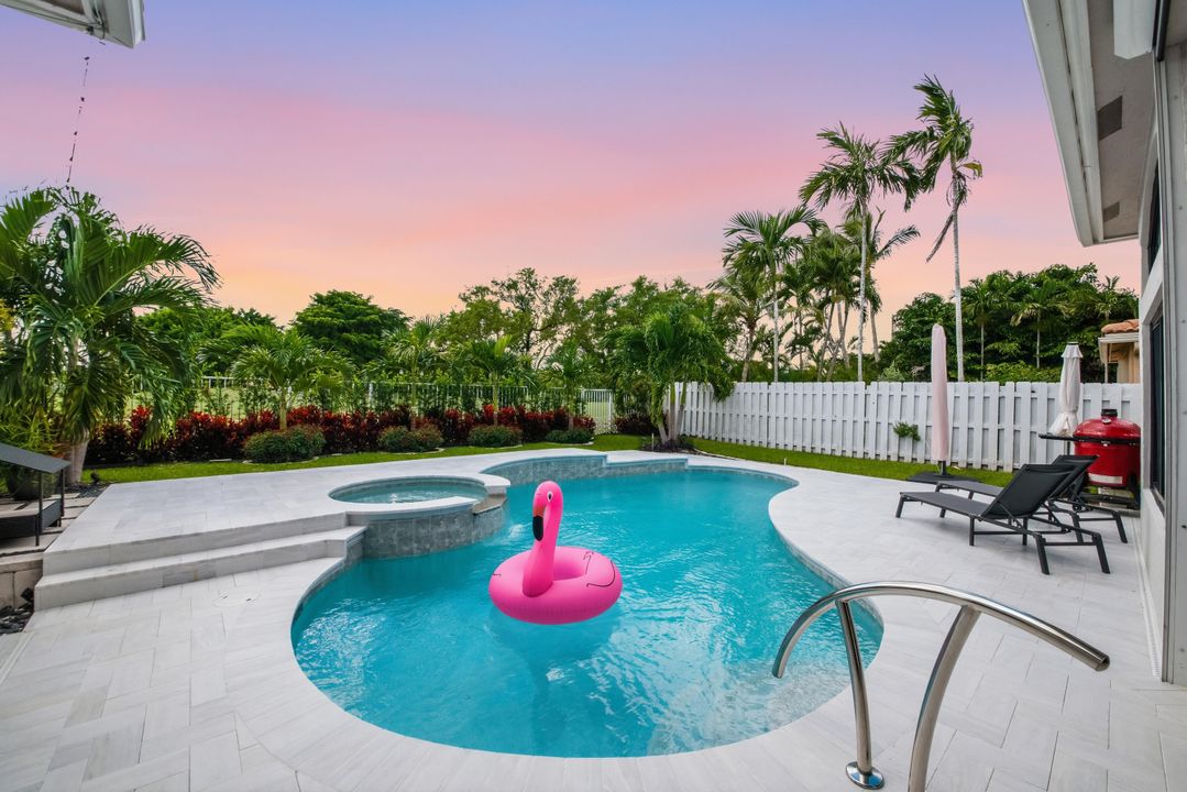 待售: $949,995 (4 贝兹, 2 浴室, 2381 平方英尺)