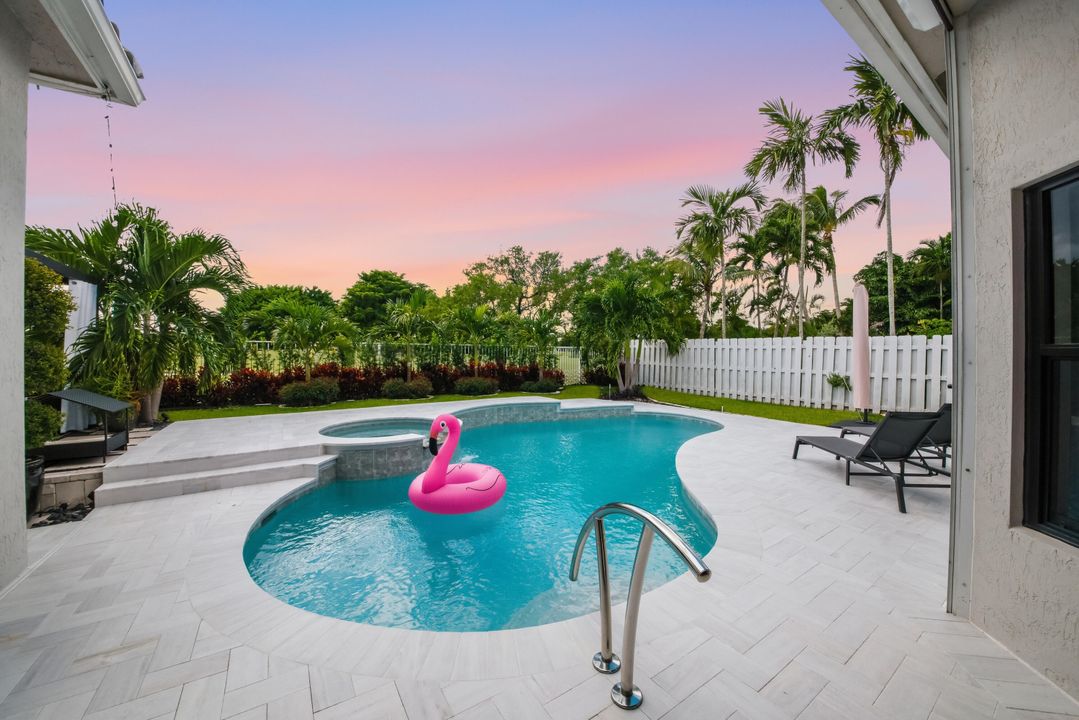 待售: $949,995 (4 贝兹, 2 浴室, 2381 平方英尺)