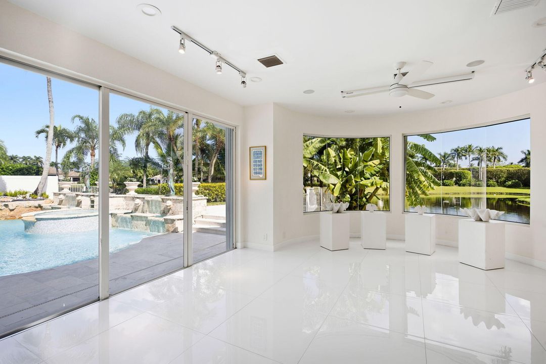 For Sale: $4,250,000 (5 beds, 7 baths, 6165 Square Feet)