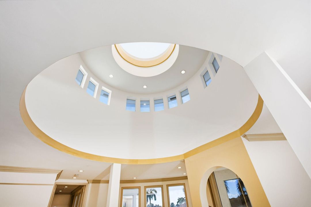 For Sale: $4,250,000 (5 beds, 7 baths, 6165 Square Feet)