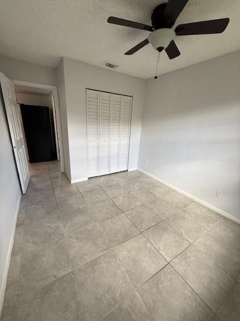 В аренду: $2,300 (3 спален, 2 ванн, 1100 Квадратных фут)