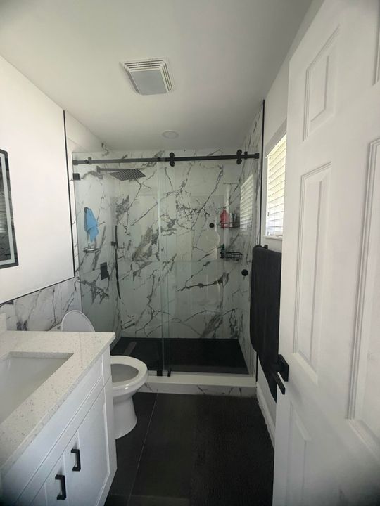 En Venta: $329,000 (2 camas, 2 baños, 1379 Pies cuadrados)