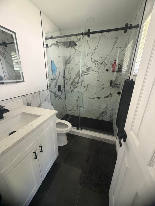 En Venta: $329,000 (2 camas, 2 baños, 1379 Pies cuadrados)