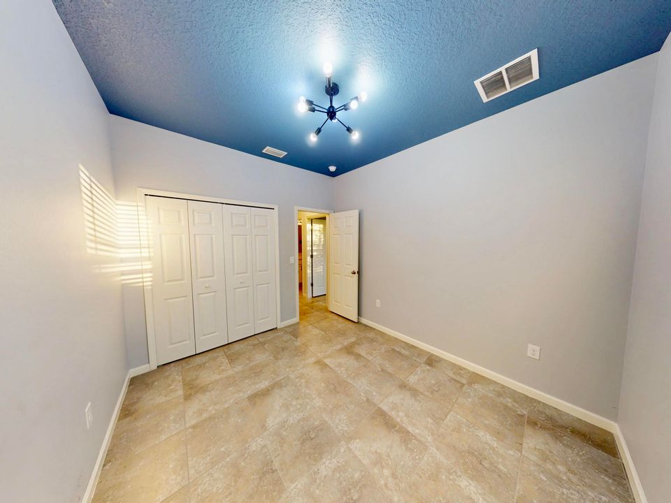 En Renta: $2,950 (4 camas, 2 baños, 2076 Pies cuadrados)