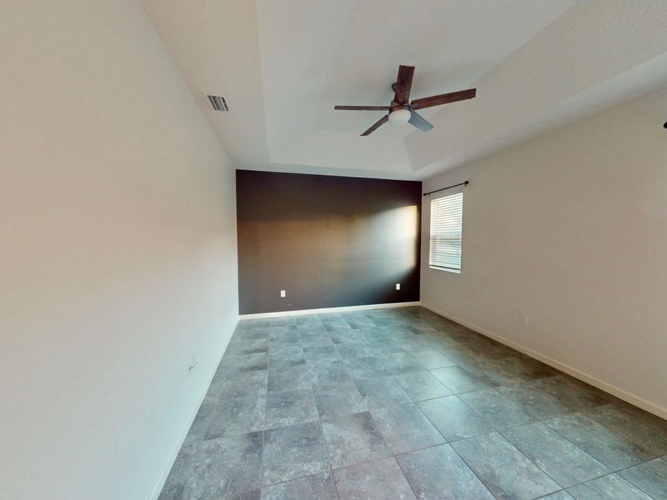 En Renta: $2,950 (4 camas, 2 baños, 2076 Pies cuadrados)