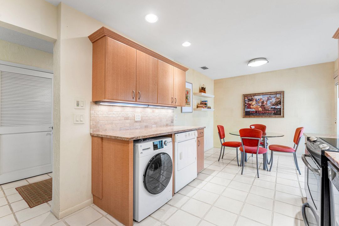 En Venta: $264,900 (3 camas, 2 baños, 1809 Pies cuadrados)