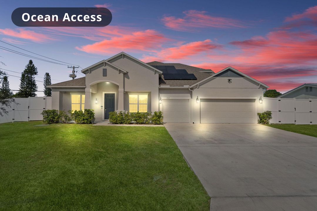 For Sale: $750,000 (4 beds, 4 baths, 3472 Square Feet)