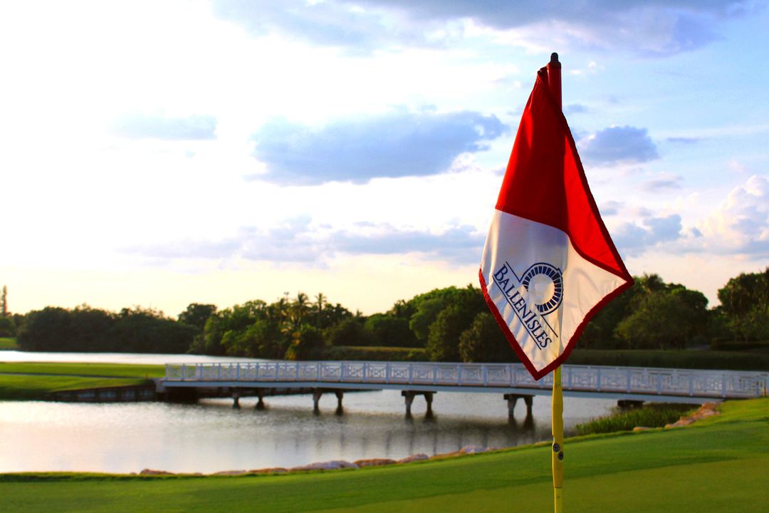 For Rent: $9,000 (3 beds, 4 baths, 2928 Square Feet)