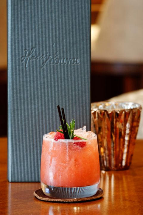 For Rent: $9,000 (3 beds, 4 baths, 2928 Square Feet)