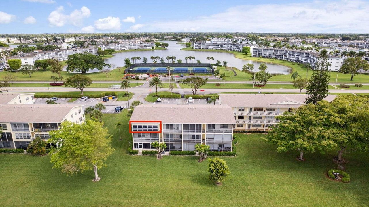 На продажу: $130,000 (2 спален, 1 ванн, 840 Квадратных фут)