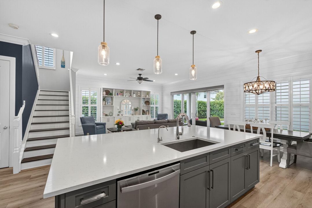 Activo con contrato: $1,650,000 (4 camas, 4 baños, 3760 Pies cuadrados)