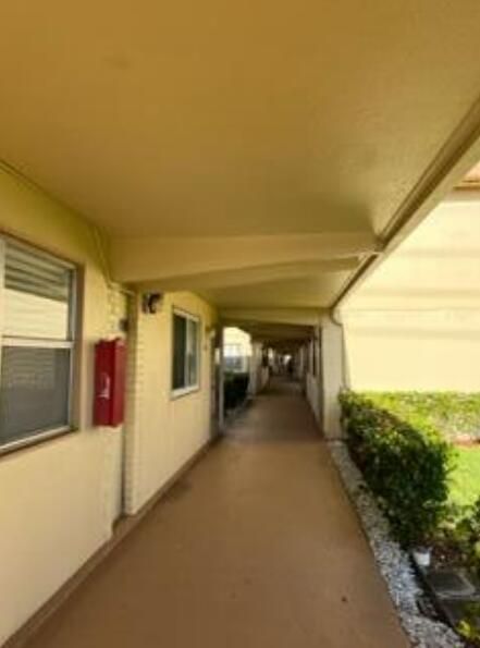 На продажу: $158,000 (2 спален, 2 ванн, 880 Квадратных фут)