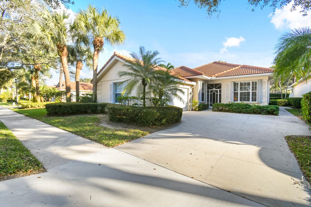 For Sale: $849,000 (3 beds, 2 baths, 2024 Square Feet)