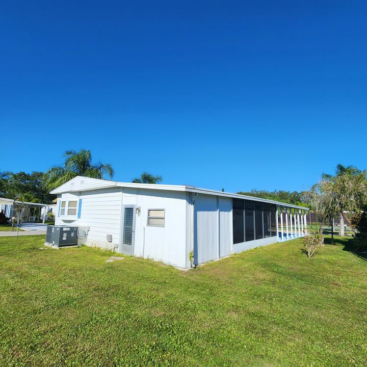 For Sale: $65,000 (2 beds, 2 baths, 1400 Square Feet)