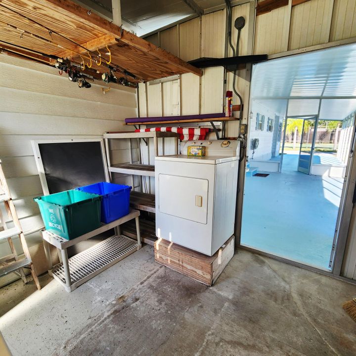 For Sale: $65,000 (2 beds, 2 baths, 1400 Square Feet)