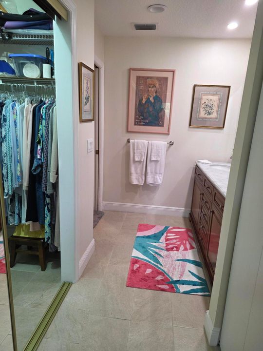 For Rent: $3,000 (2 beds, 2 baths, 1389 Square Feet)