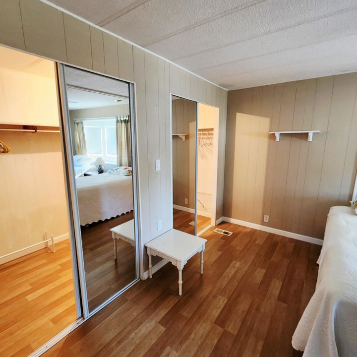 For Sale: $65,000 (2 beds, 2 baths, 1400 Square Feet)