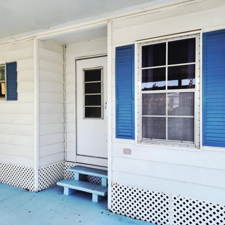 For Sale: $65,000 (2 beds, 2 baths, 1400 Square Feet)