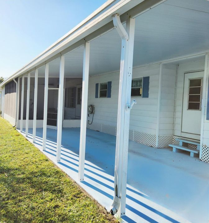 For Sale: $65,000 (2 beds, 2 baths, 1400 Square Feet)