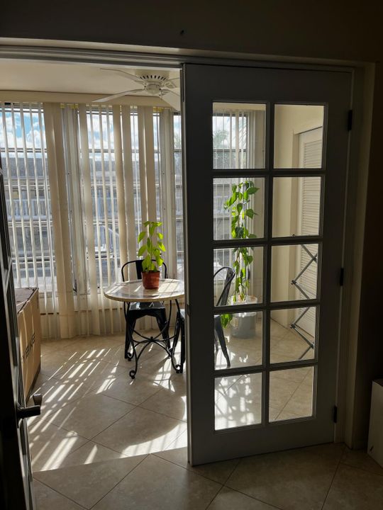 待售: $85,000 (1 贝兹, 1 浴室, 624 平方英尺)