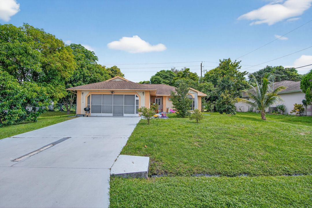 For Sale: $383,000 (4 beds, 2 baths, 1619 Square Feet)