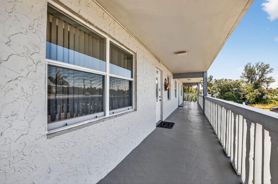 En Venta: $199,900 (2 camas, 2 baños, 955 Pies cuadrados)