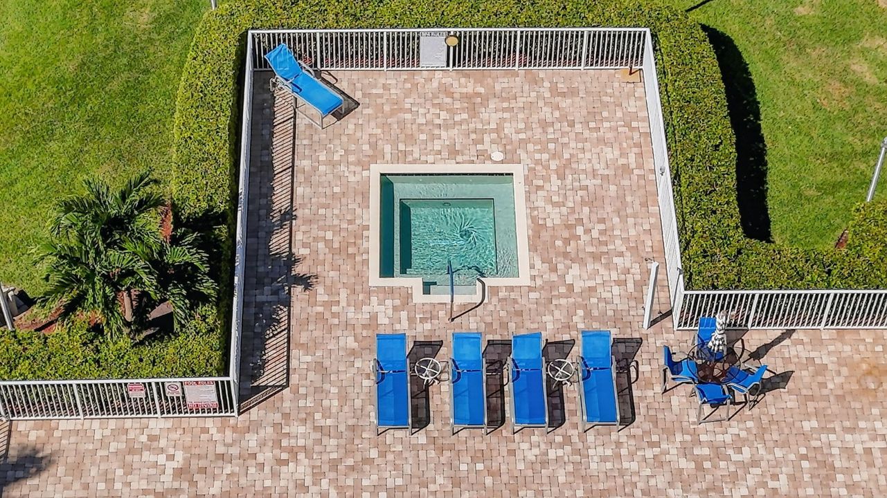 En Venta: $199,900 (2 camas, 2 baños, 955 Pies cuadrados)