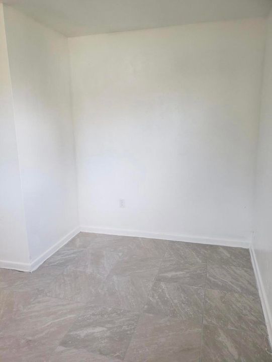 En Renta: $1,900 (3 camas, 2 baños, 1200 Pies cuadrados)